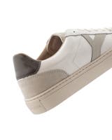 Sneaky Steve Vit Sneakers