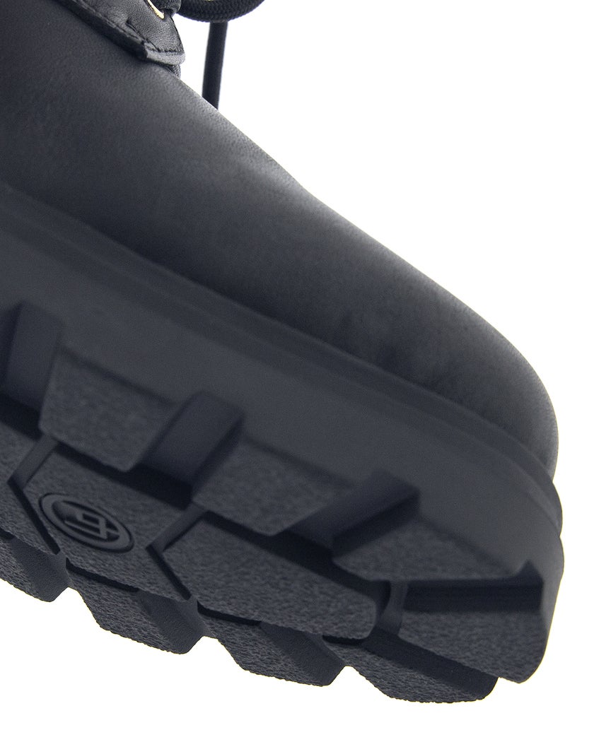 Philip Hog Svart Känga