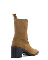 Philip Hog Brun Stövlett