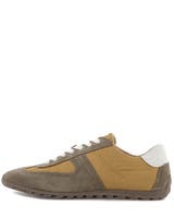 Foot News Gul Sneakers