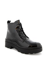 Foot News Svart Känga