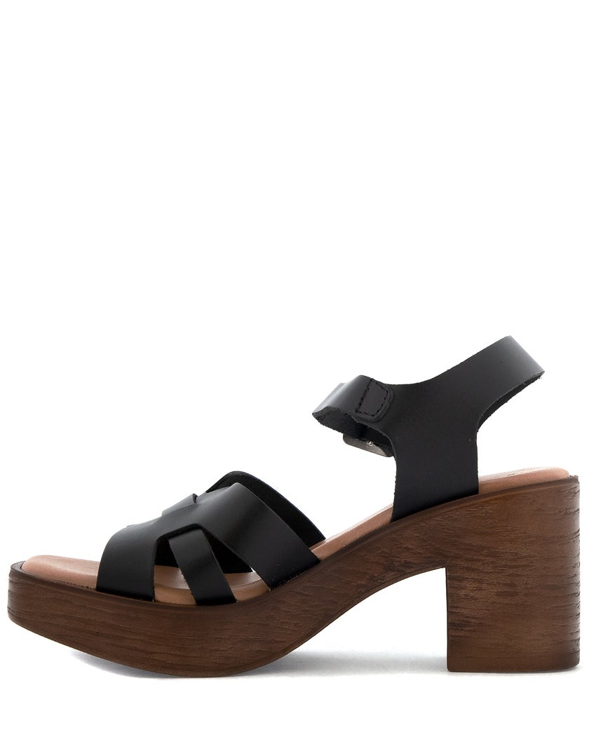 Foot News Svart Sandalett